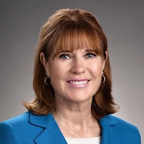 Elizabeth Cronin Headshot